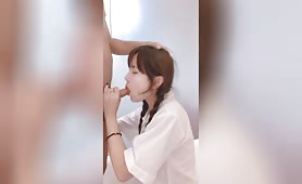 美女口交自拍做爱经典系列